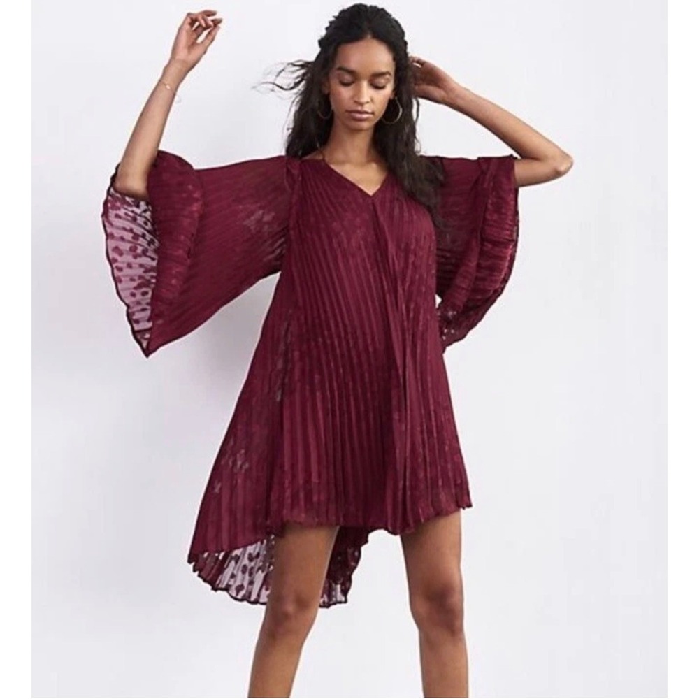 Anthropologie Toulon Mini‎ Dress Womens S Plum Pleated V-Neck Long Sleeve NWT
